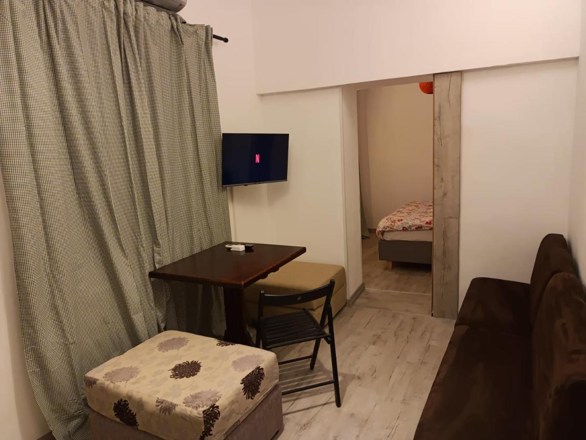 Lux Apartament In The Bubble Of Piata Romana Бухарест Екстер'єр фото