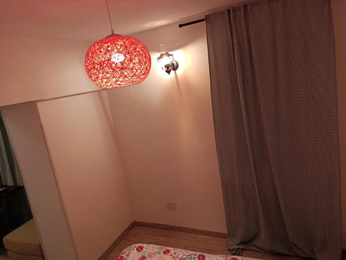 Lux Apartament In The Bubble Of Piata Romana Бухарест Екстер'єр фото